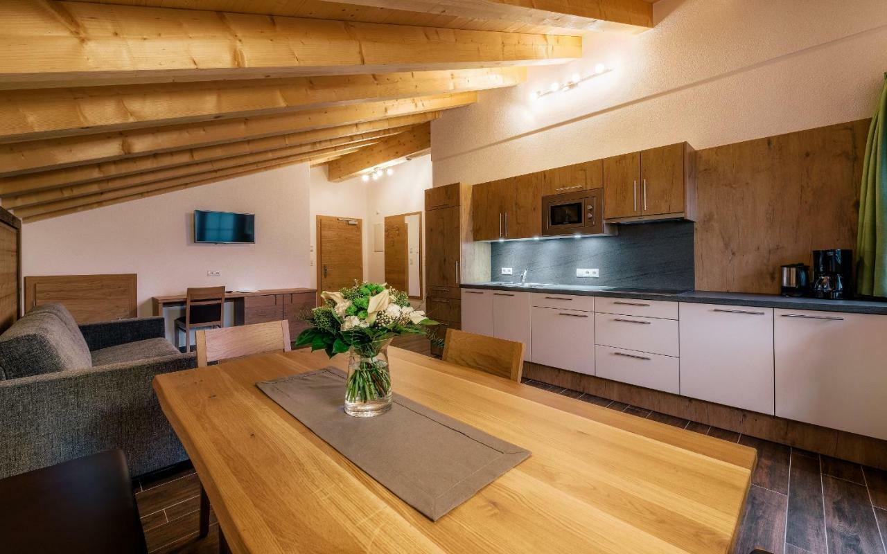 Appartements Alexander Fiss Luaran gambar