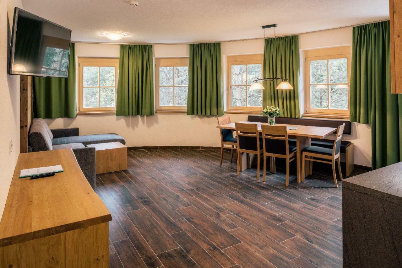 Appartements Alexander Fiss Luaran gambar